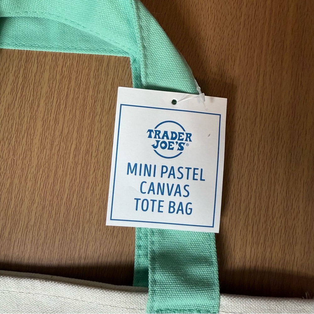 NWT 2026 Limited Trader Joe’s Mini Pastel Canvas Tote Bag - Green - Picture 3 of 4